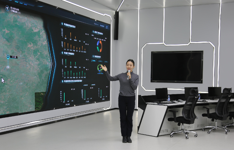 1L0A1044.JPG 1L0A1044.JPG